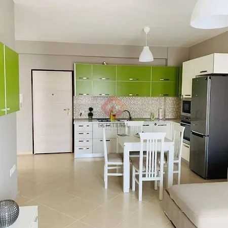 Lungo Mare Apartment